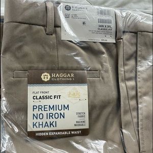 Mens Haggar Premium no iron khakis still in bag never worn
